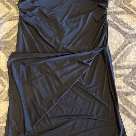 Lulus Black NWOT two piece scrunched skirt set Sz L - Picture 9 of 13